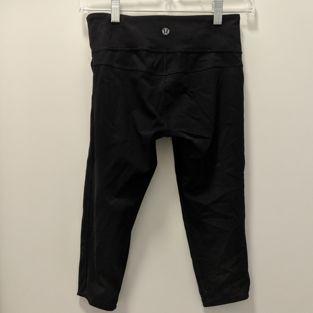 Lululemon Black Crop Leggings